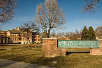 Snow-College1.jpg
